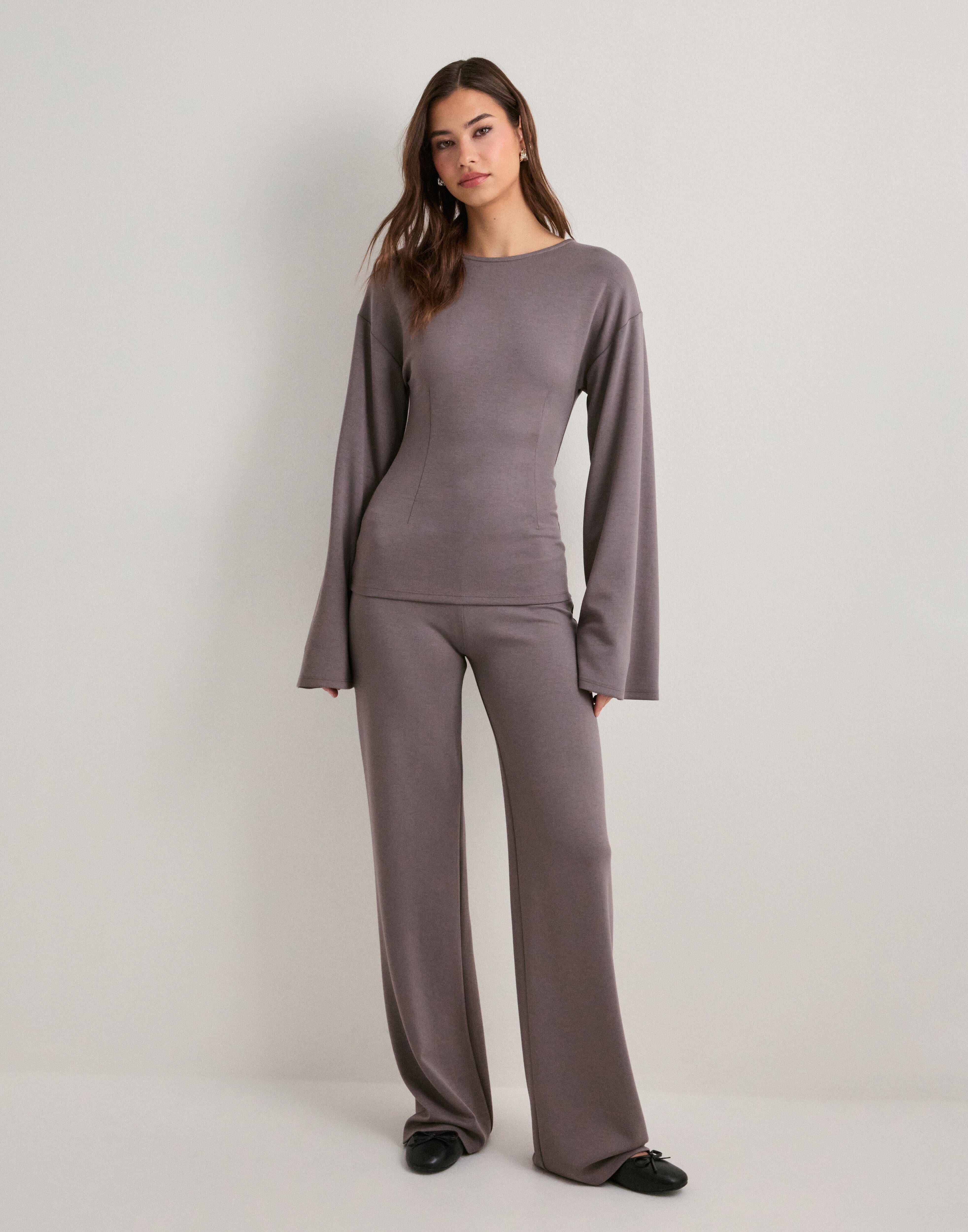 Elyana - Louise Sweat Set TAUPE