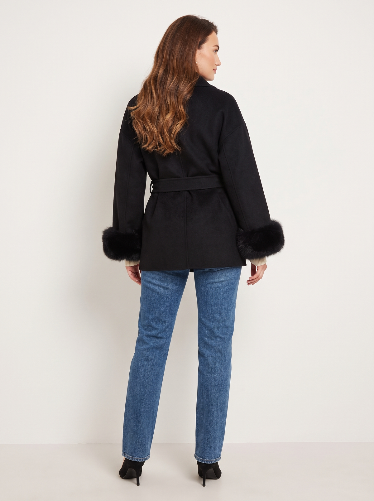 Elyana - Nemali Coat black dos