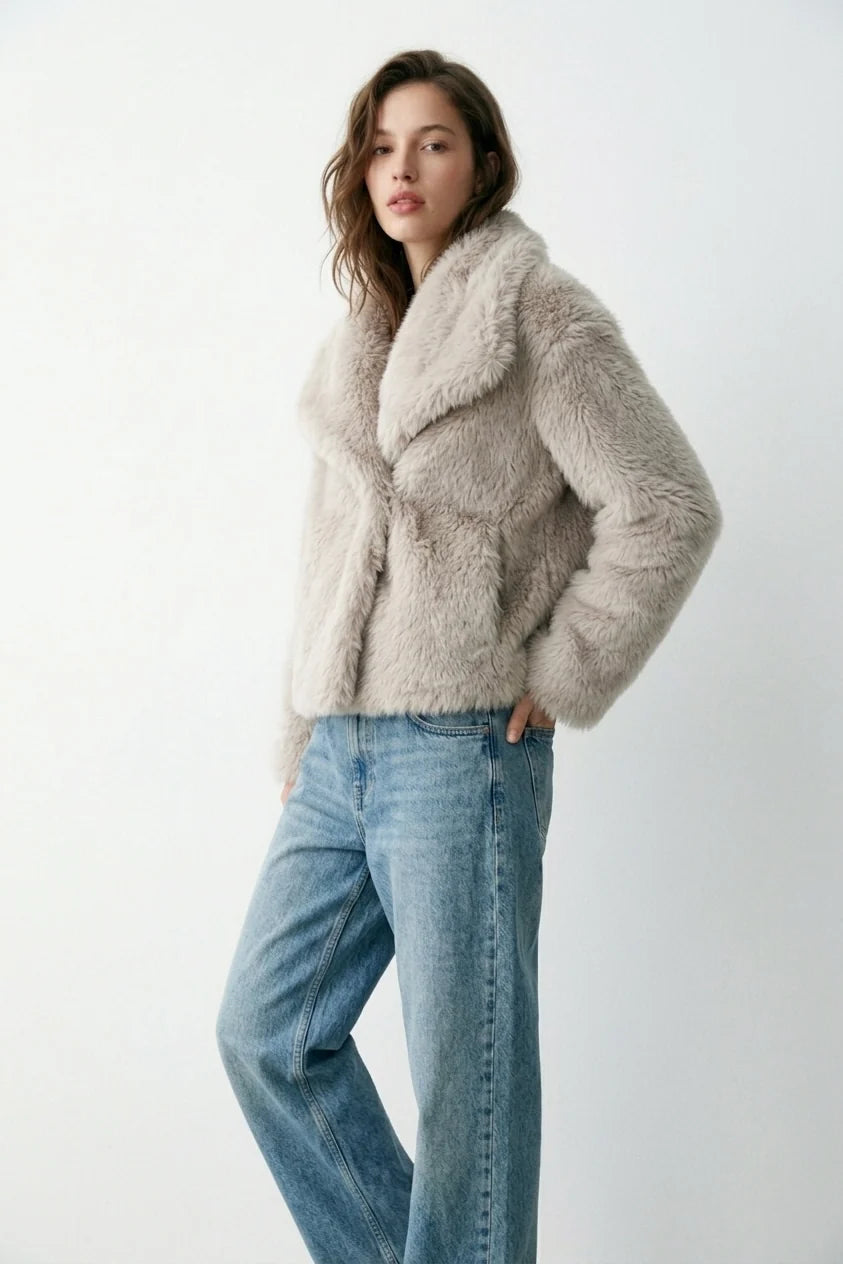 Elyana - Giacca in pelliccia romana