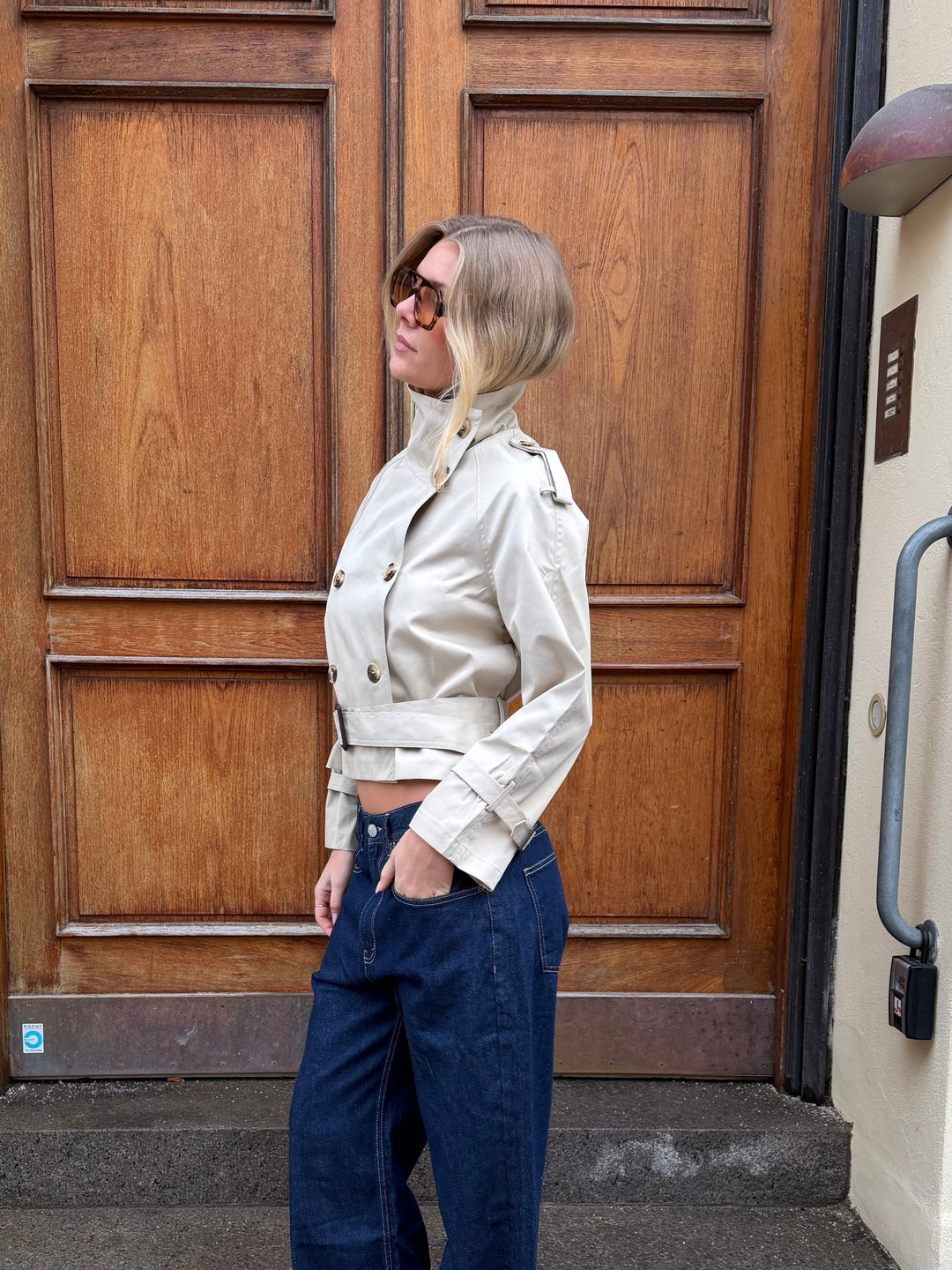 Elyana - Capucine Trench