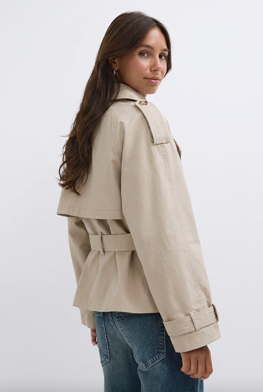 Elyana - Victoria Trench