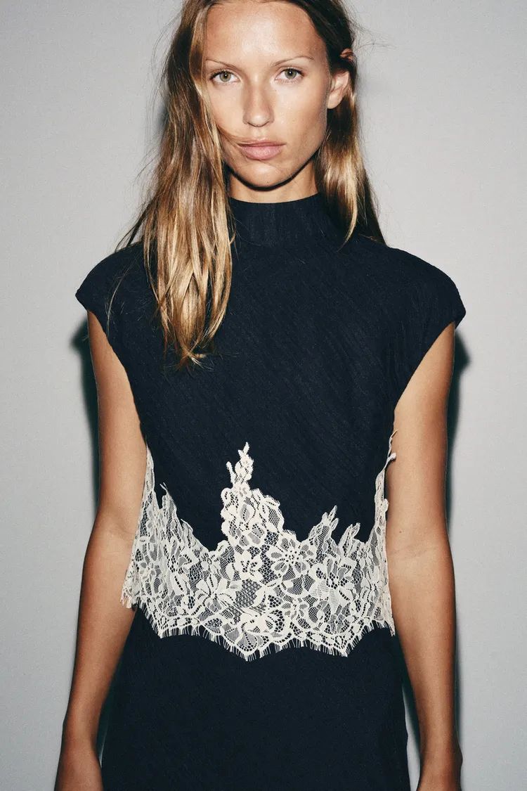 Elyana - Flavie Lace Top