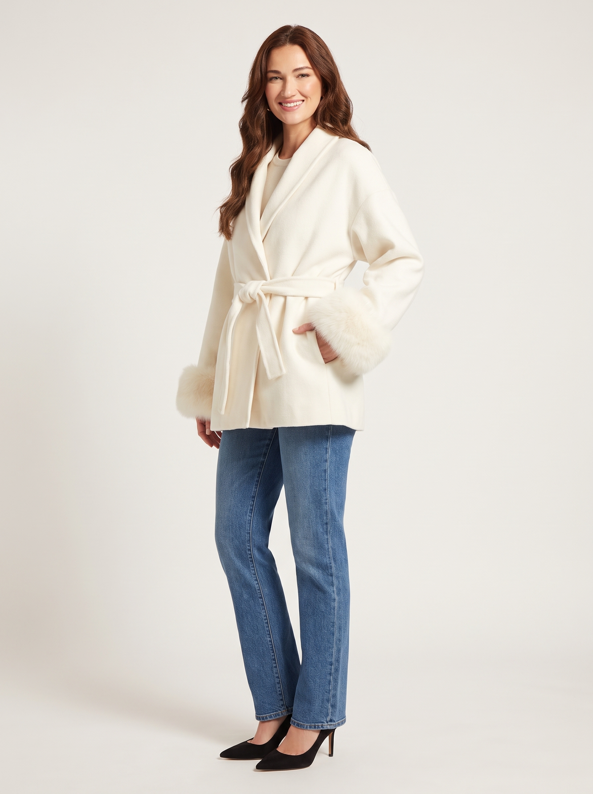 Elyana - Nemali Coat white profil